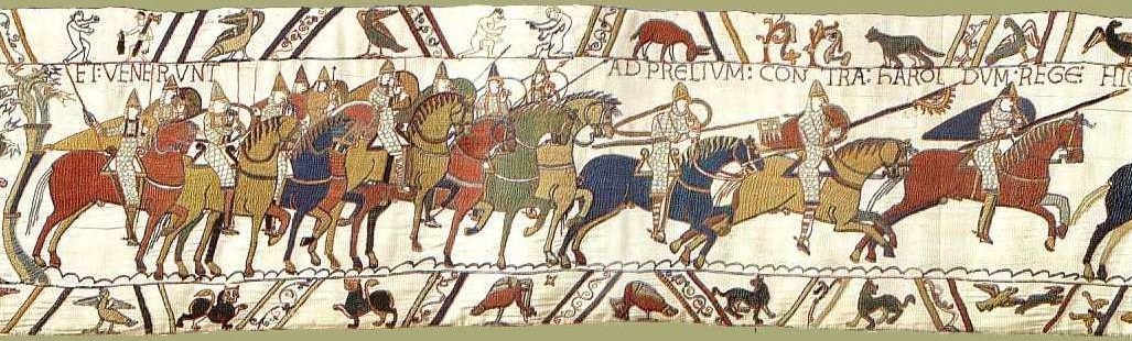 Tapisserie de Bayeux, Scène 48, La cavalerie normande se met en mouvement lors de la bataille d’Hastings, Musées de la ville de Bayeux « Et venerunt ad prelium contra Haroldum rege(m) » [et (les soldats) allèrent au combat contre le roi Harold]